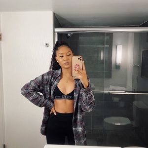 Meet your Posher, Jasmin